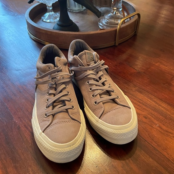 Converse - Picture 4 of 5